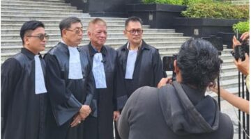 .Ketika Lembaga Penjaga Konstitusi Dipersoalkan: Menjaga Marwah Mahkamah Konstitusi